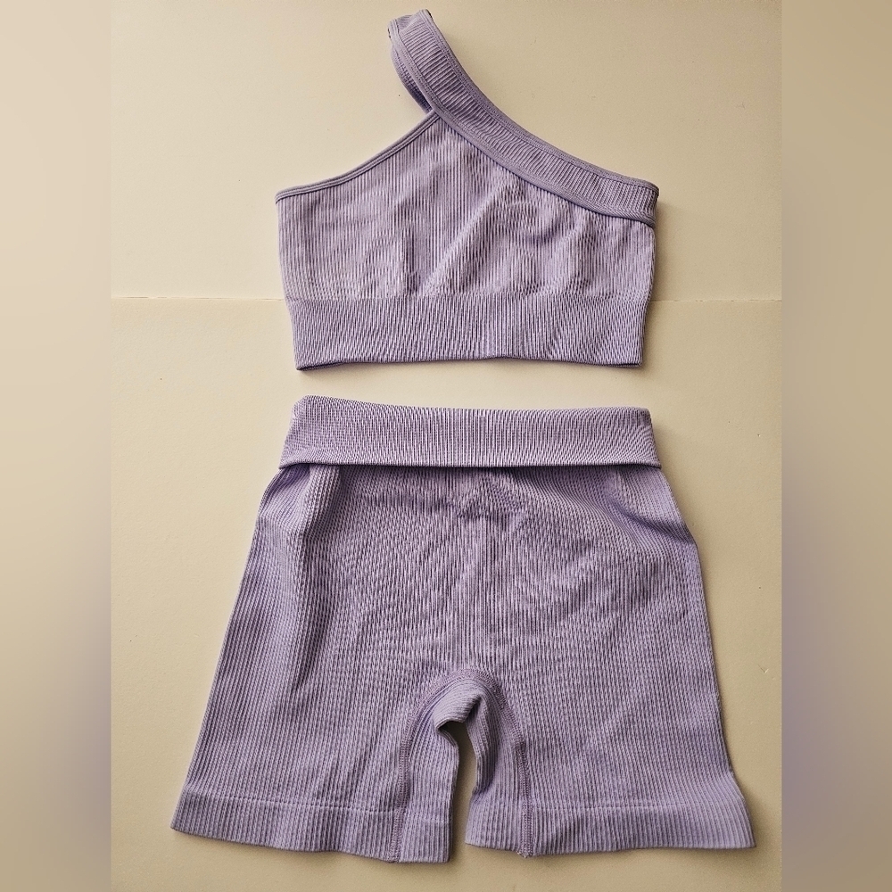 Lavender 3pcs Workout Set - Picture 2 of 6